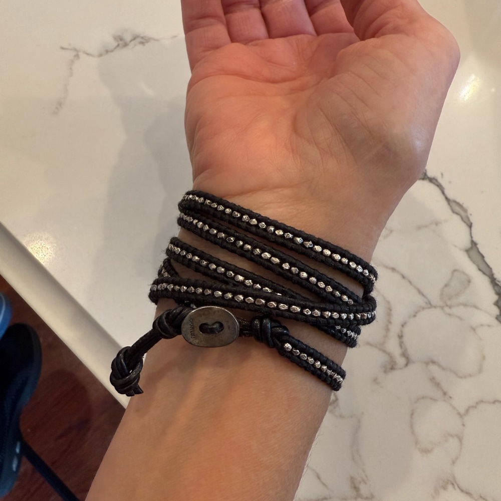 Chan Luu Sterling Silver Wrap Bracelet on Natural Black Leather - Picture 5 of 6